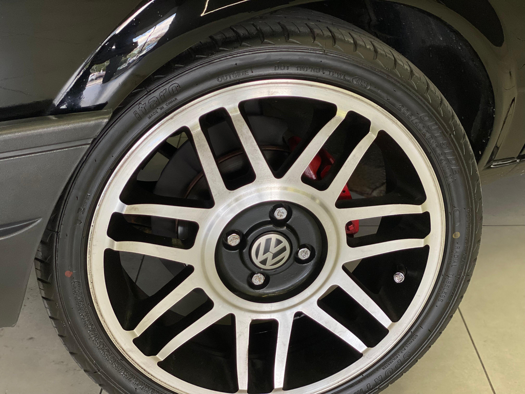 Volkswagen Gol Preto