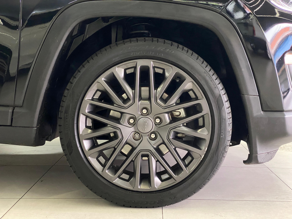 Jeep Compass Preto