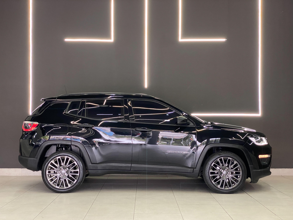 Jeep Compass Preto