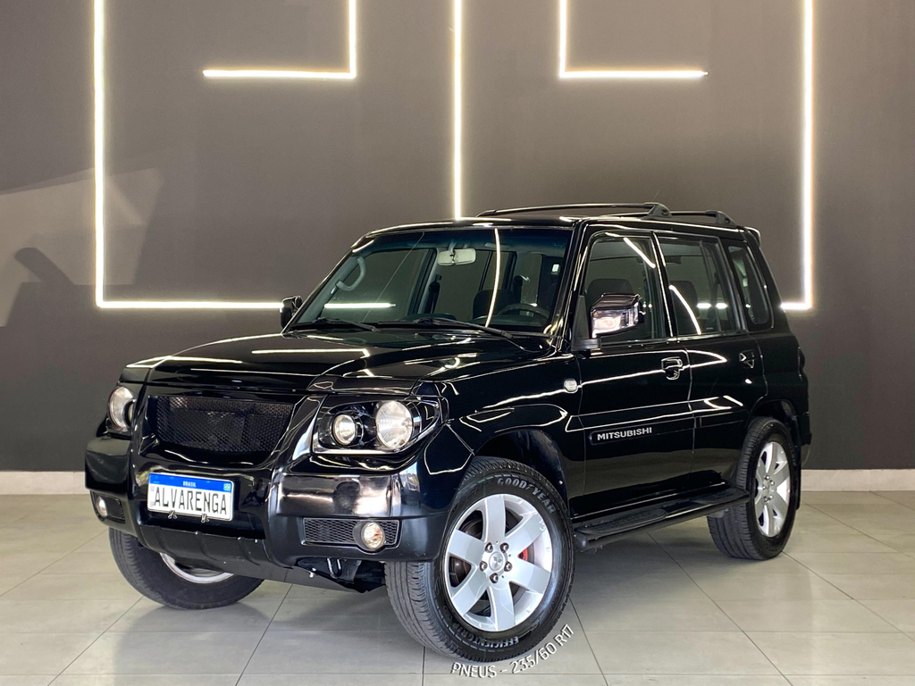 Mitsubishi Pajero TR4 Preto