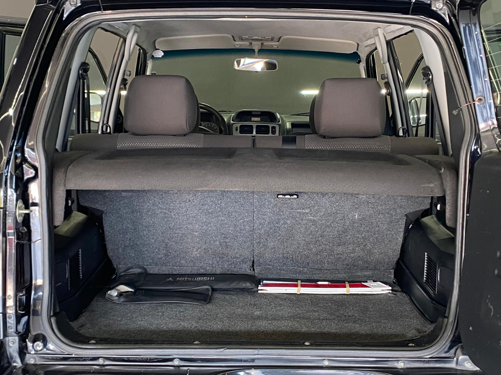 Mitsubishi Pajero TR4 Preto