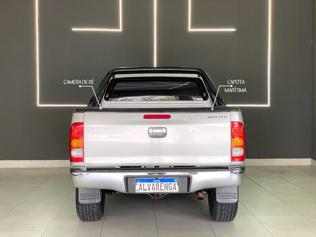 Toyota Hilux Cabine Dupla Prata