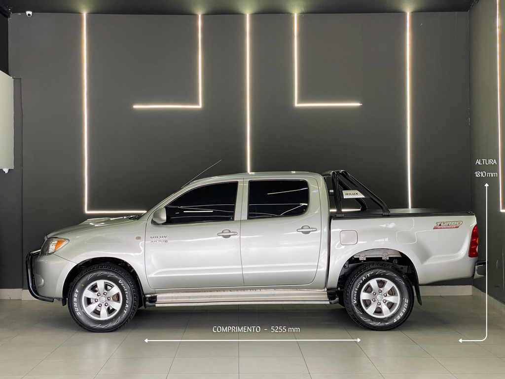 Toyota Hilux Cabine Dupla Prata