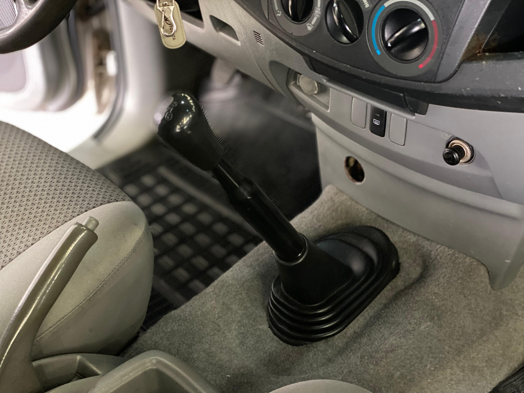 Toyota Hilux Cabine Dupla Prata