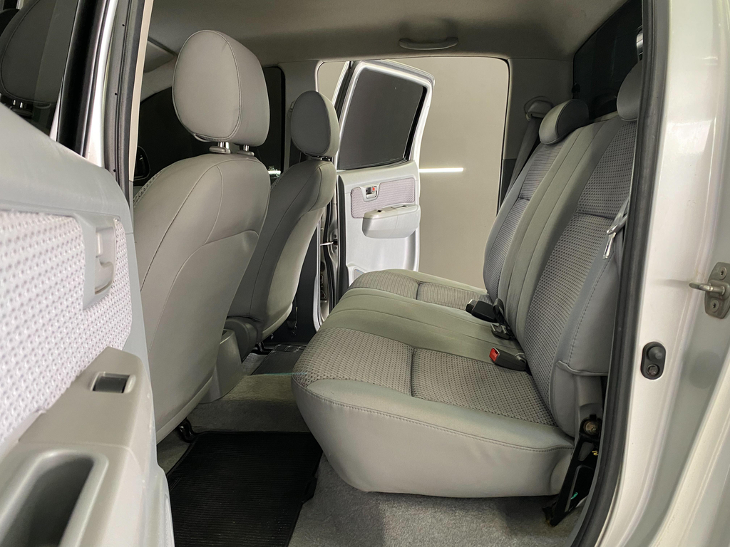 Toyota Hilux Cabine Dupla Prata