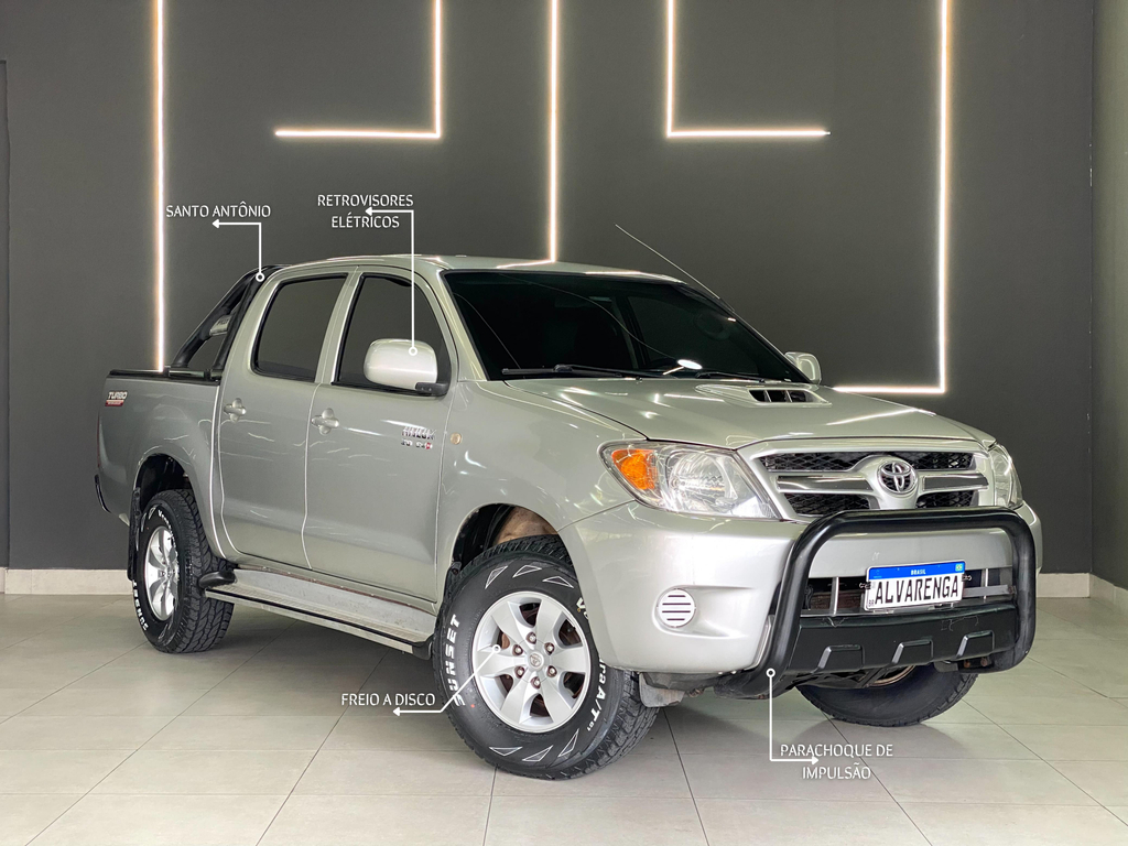 Toyota Hilux Cabine Dupla Prata