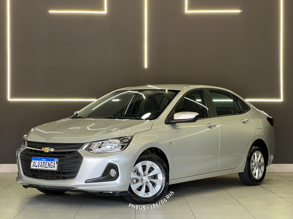 Chevrolet Onix Sedan Prata