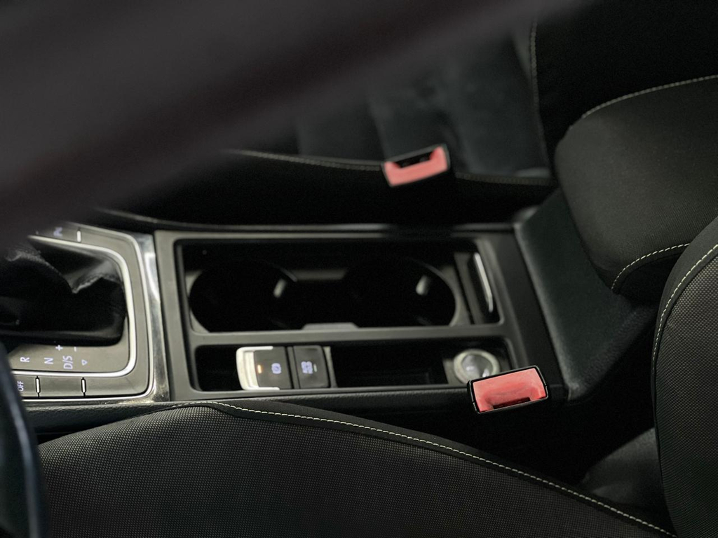 Volkswagen Golf Prata