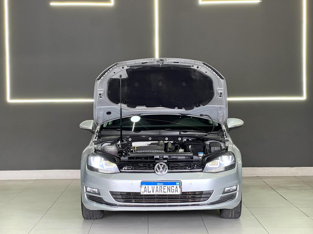 Volkswagen Golf Prata