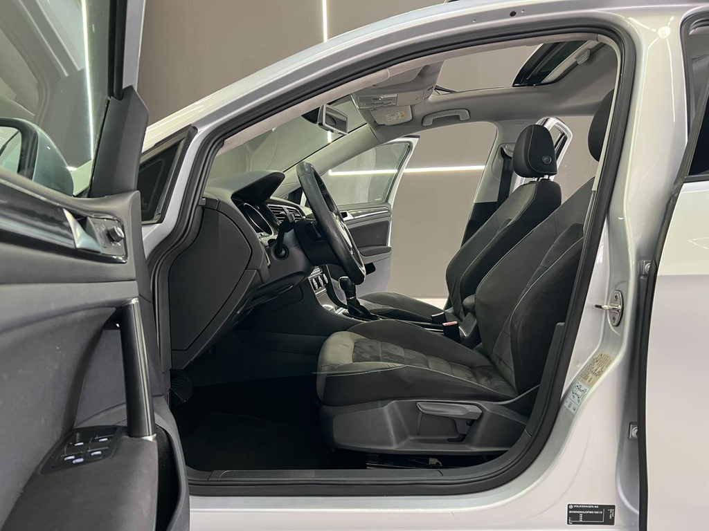 Volkswagen Golf Prata