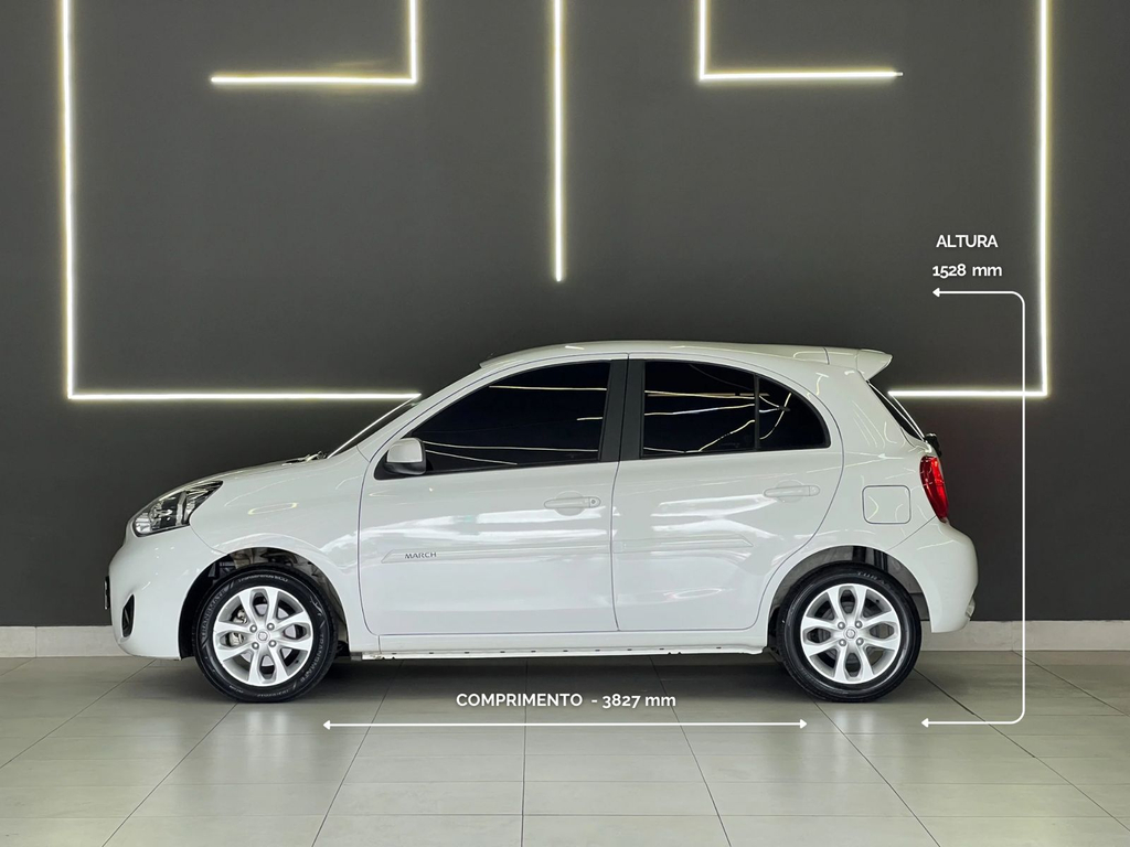 Nissan March Branco
