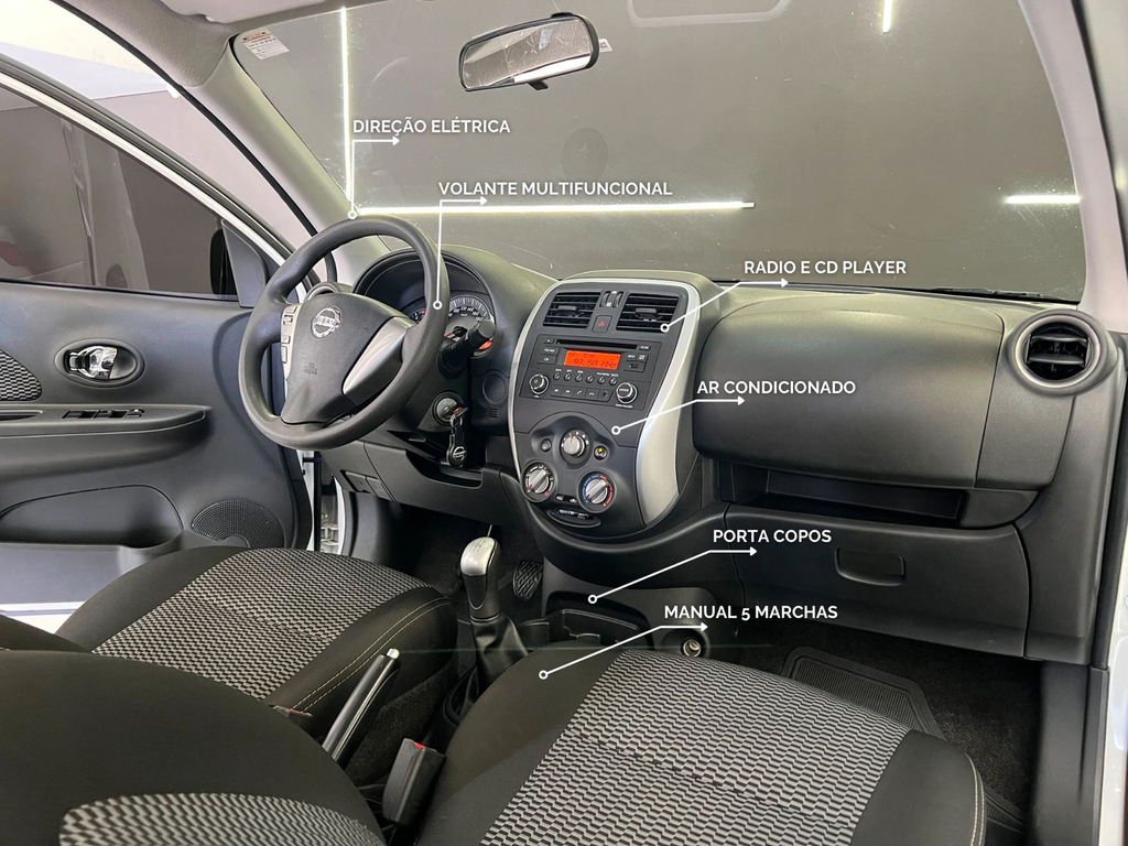Nissan March Branco