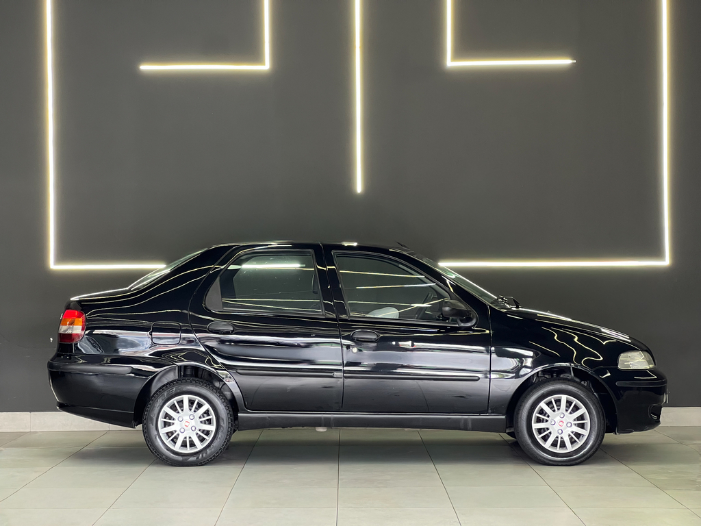 Fiat Siena Preto