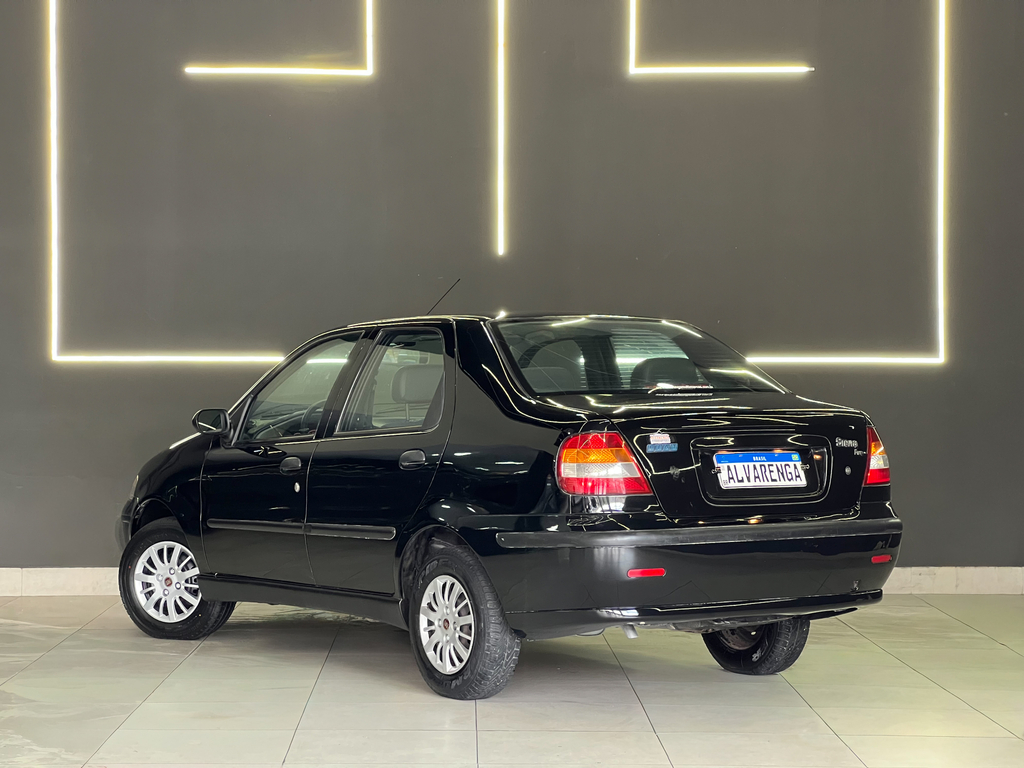 Fiat Siena Preto