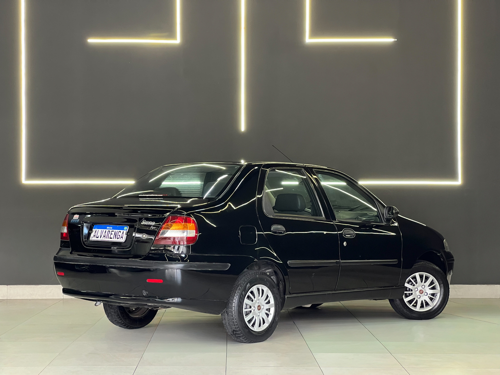 Fiat Siena Preto