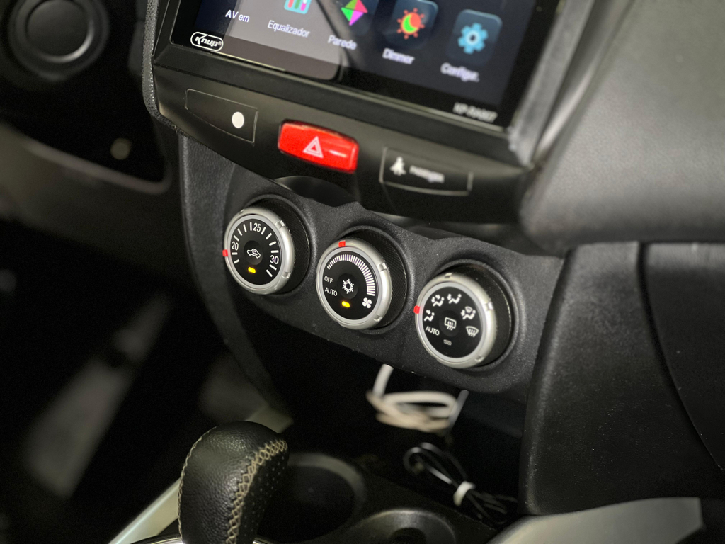 Mitsubishi ASX Preto