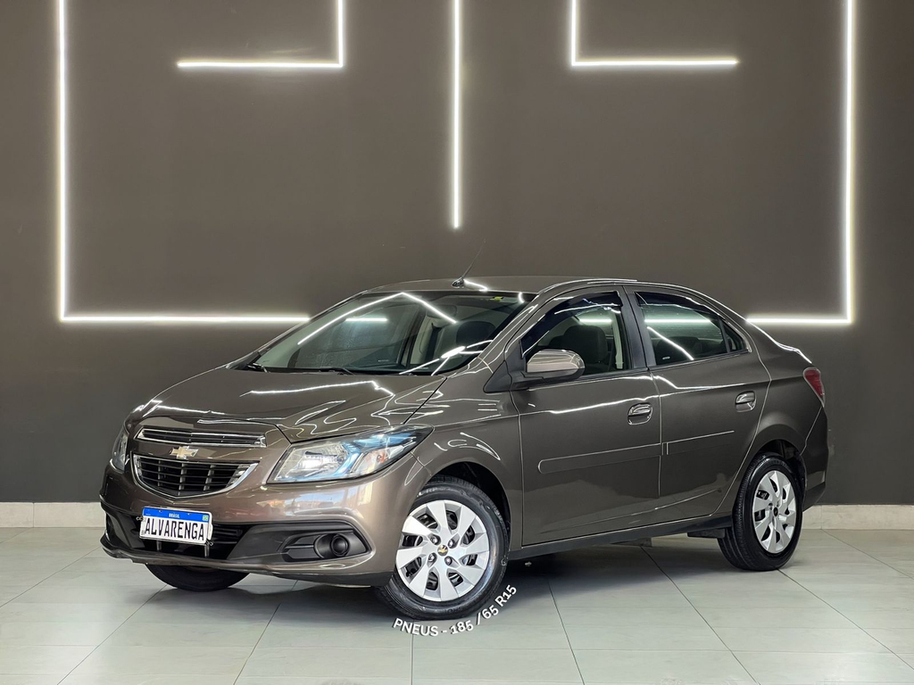 Chevrolet Prisma Cinza