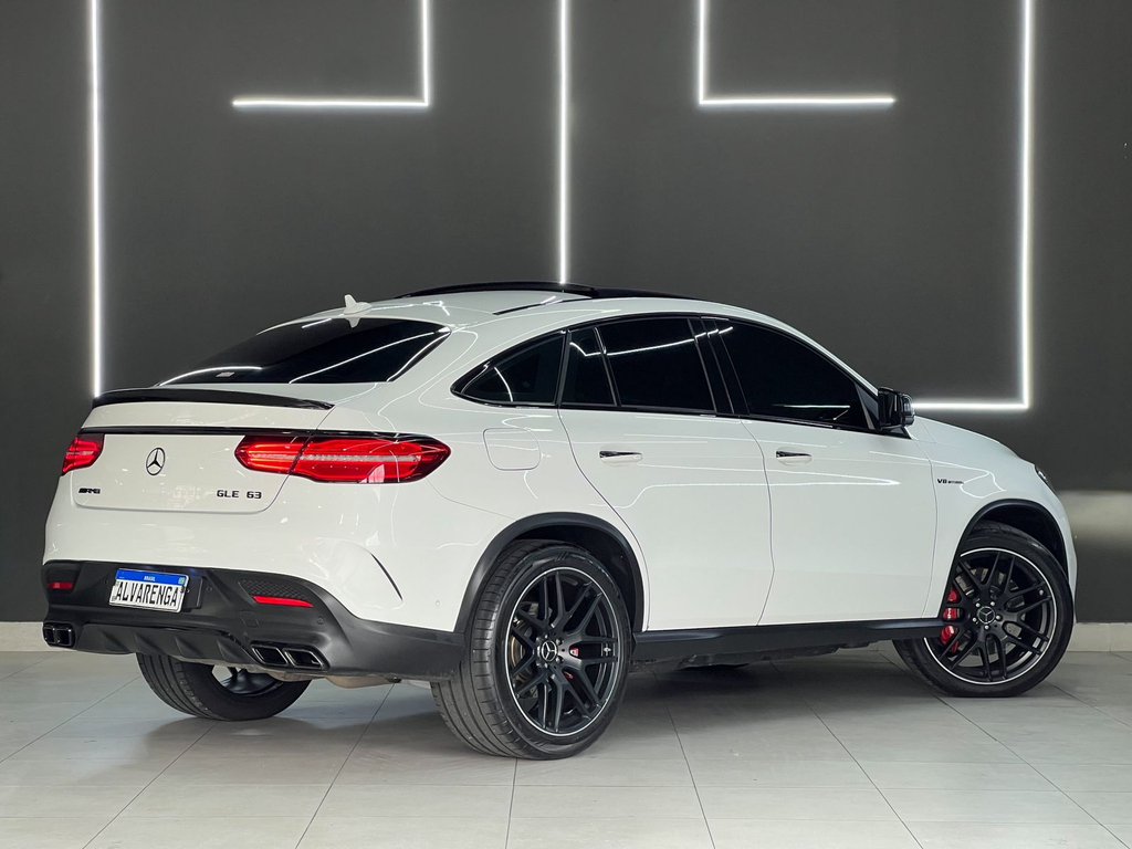 Mercedes Benz GLE-63 Branco