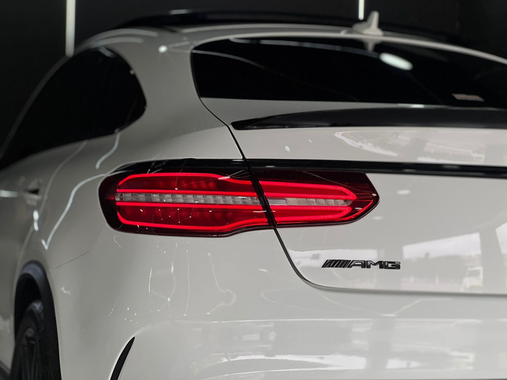 Mercedes Benz GLE-63 Branco
