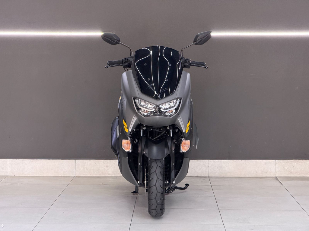 Yamaha NMAX Cinza