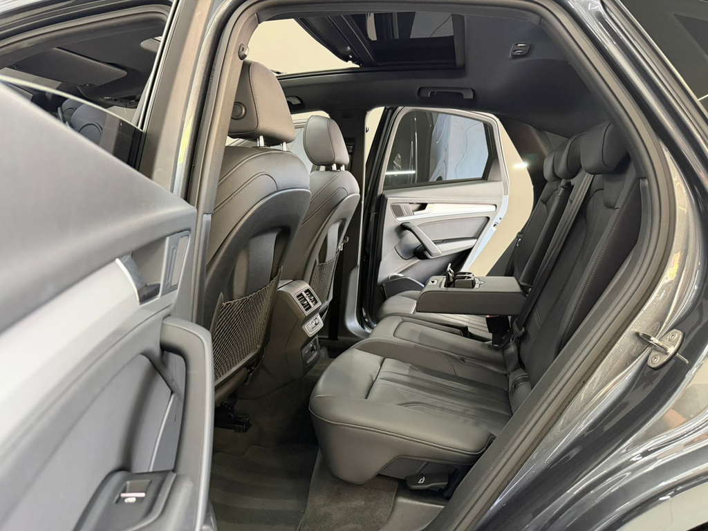 Audi Q5 Cinza