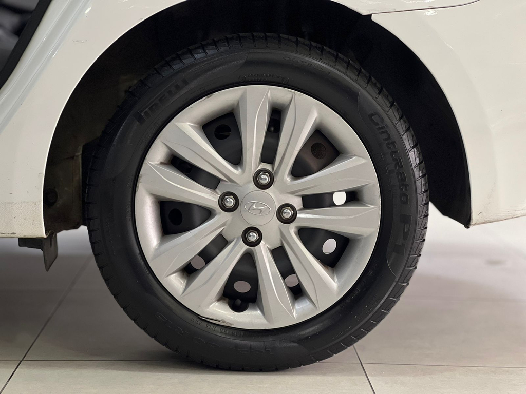 Hyundai HB20S Branco