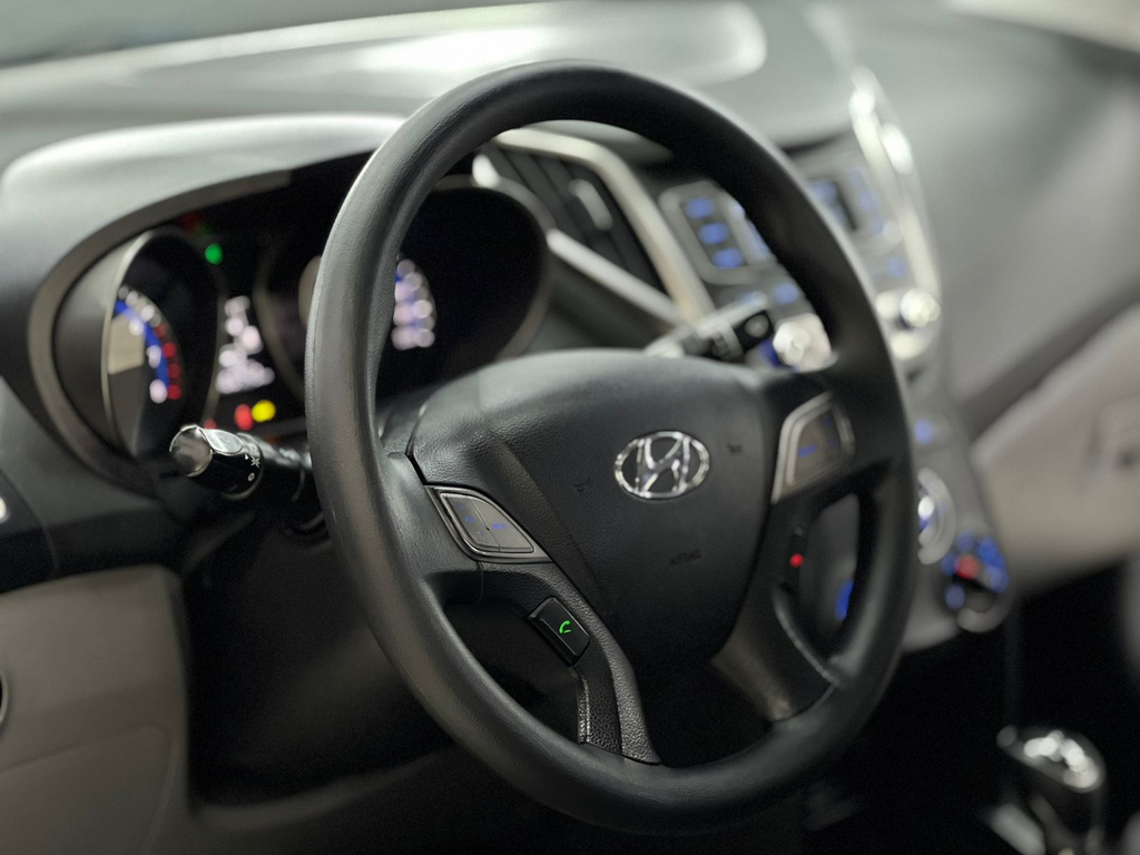 Hyundai HB20S Branco