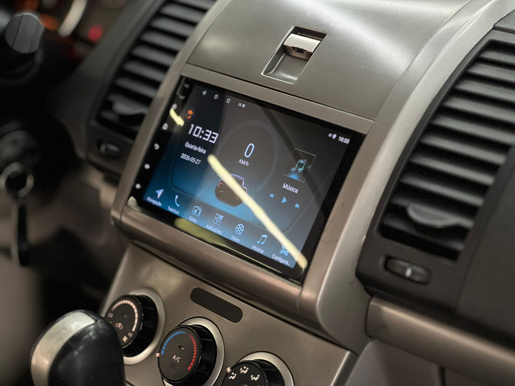 Nissan Sentra Prata