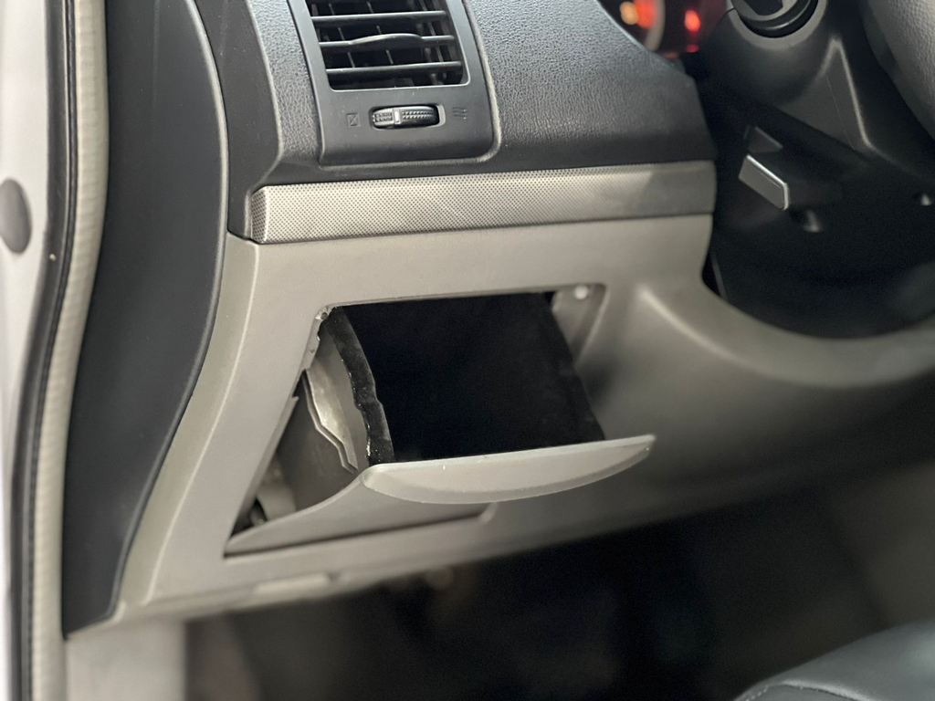 Nissan Sentra Prata