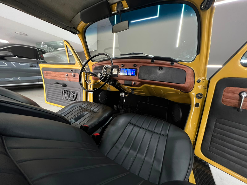 Volkswagen Fusca Amarelo