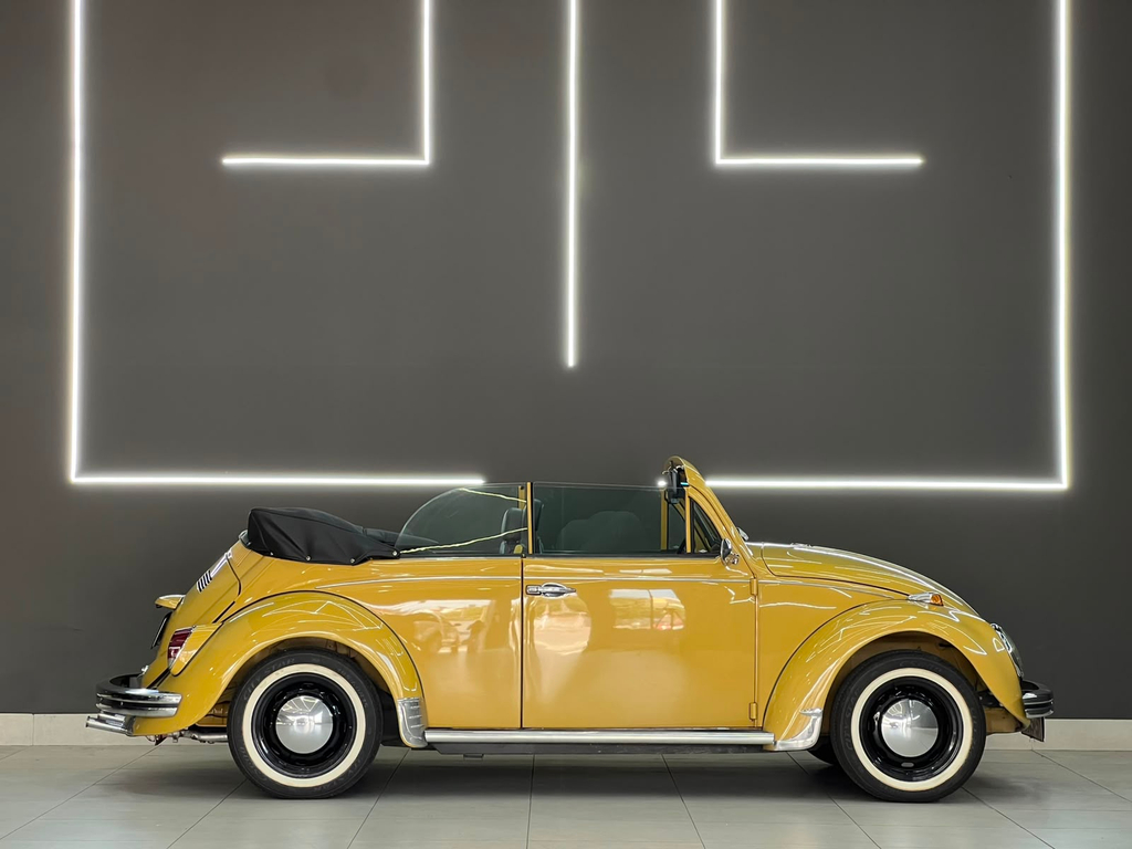 Volkswagen Fusca Amarelo