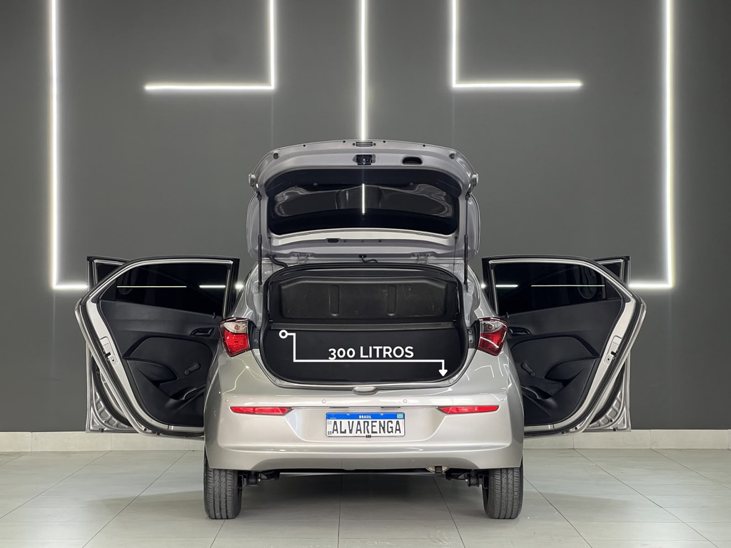 Hyundai HB20 Prata