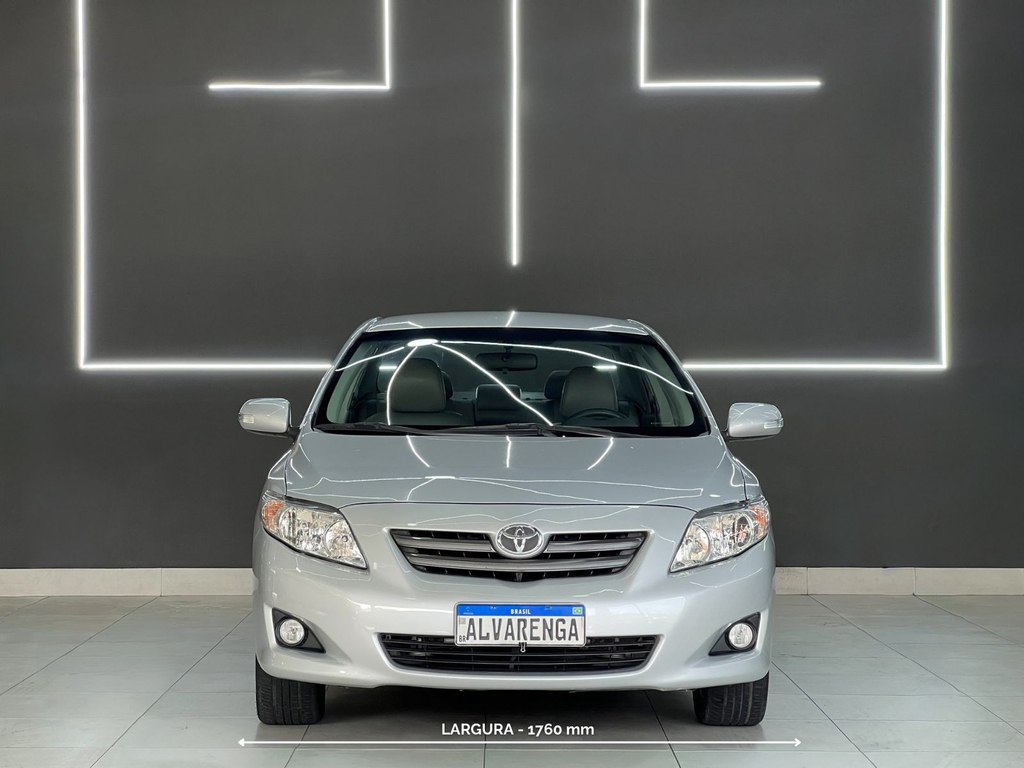 Toyota Corolla Prata