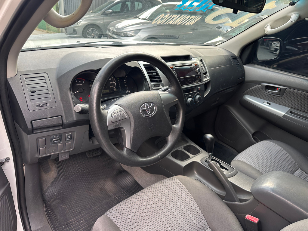Toyota Hilux Branco
