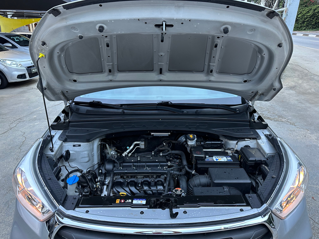 Hyundai Creta Prata