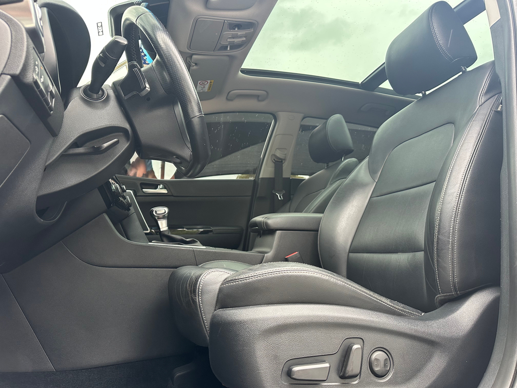 Kia Sportage Preto