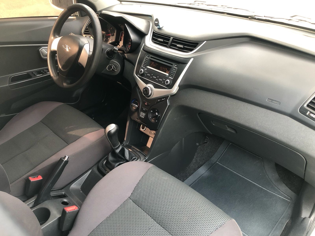 Chery Celer Branco