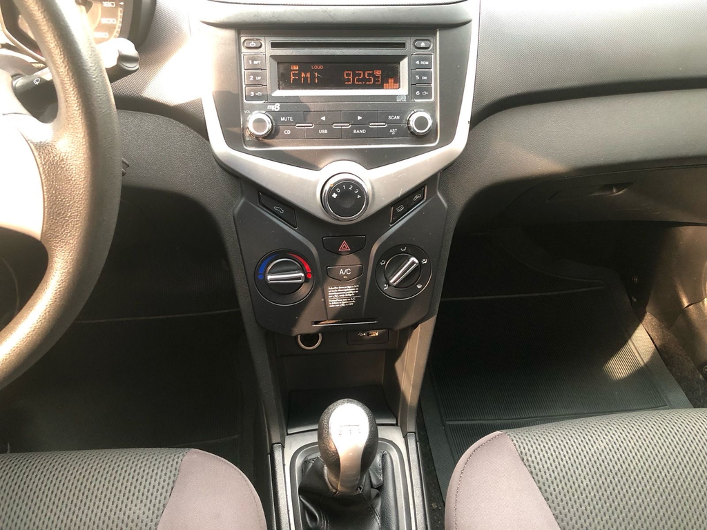 Chery Celer Branco