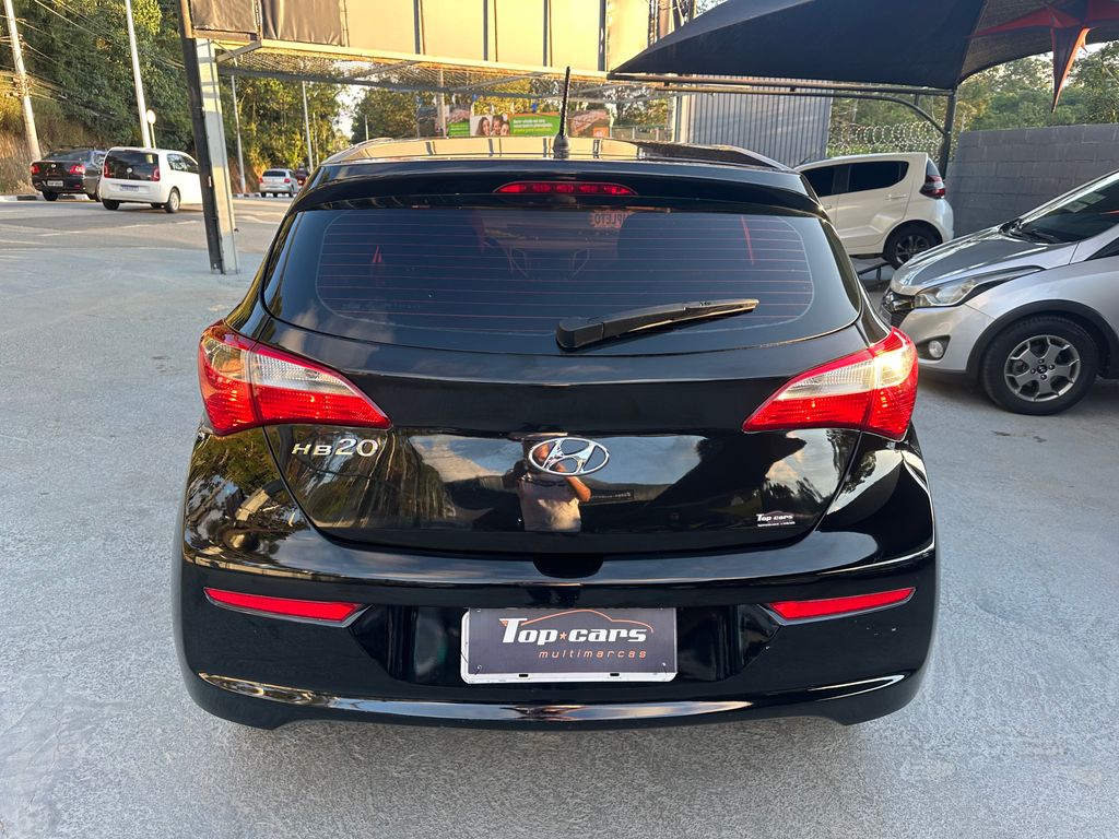 Hyundai HB20 Preto