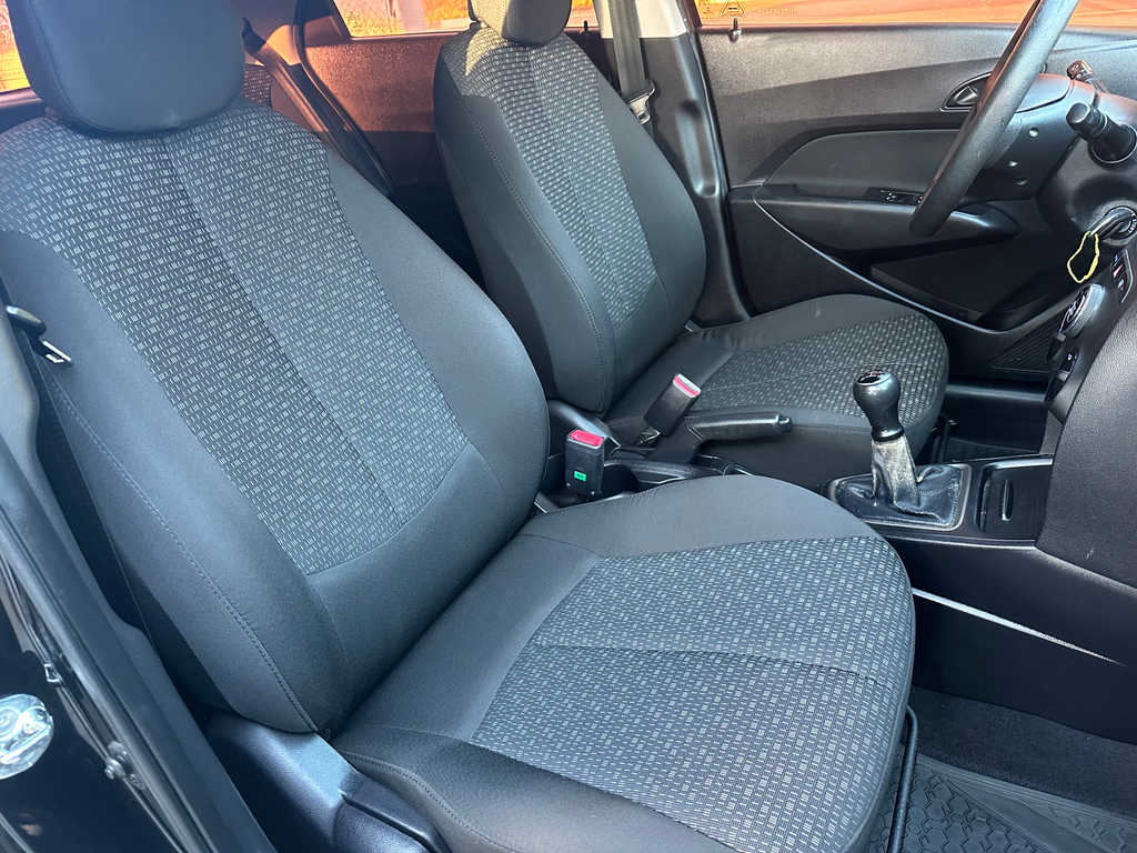 Hyundai HB20 Preto