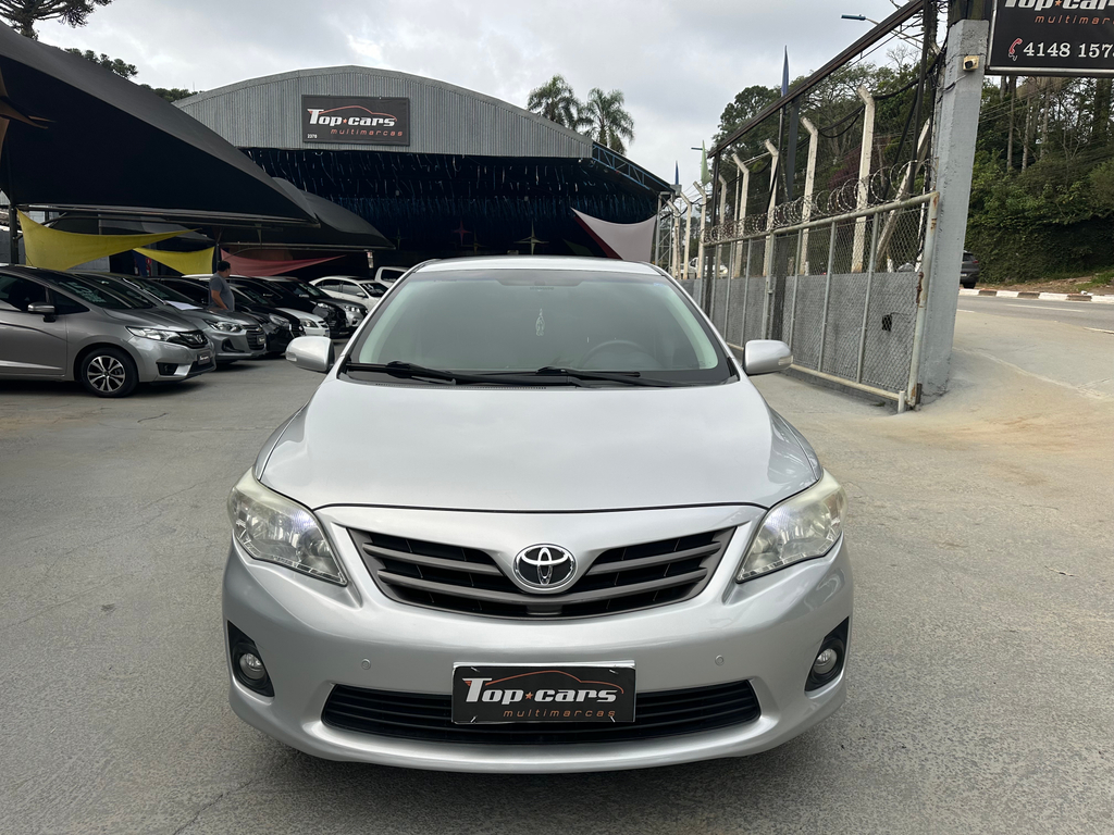 Toyota Corolla Prata