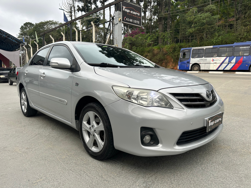 Toyota Corolla Prata