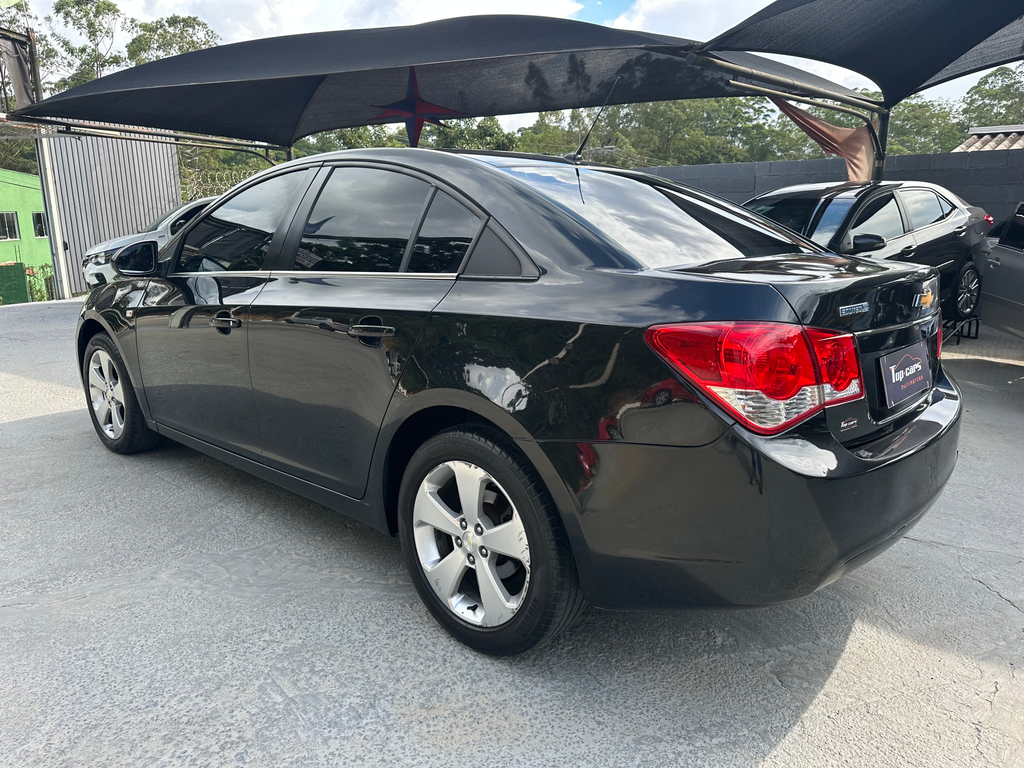 Chevrolet Cruze Preto
