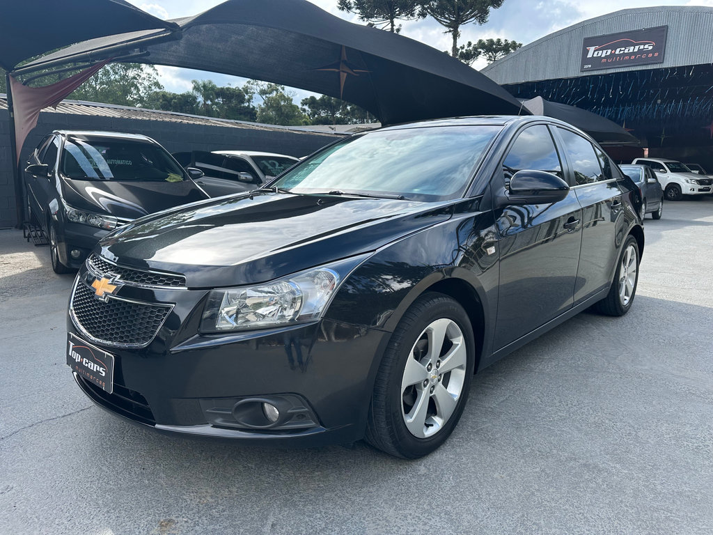 Chevrolet Cruze Preto
