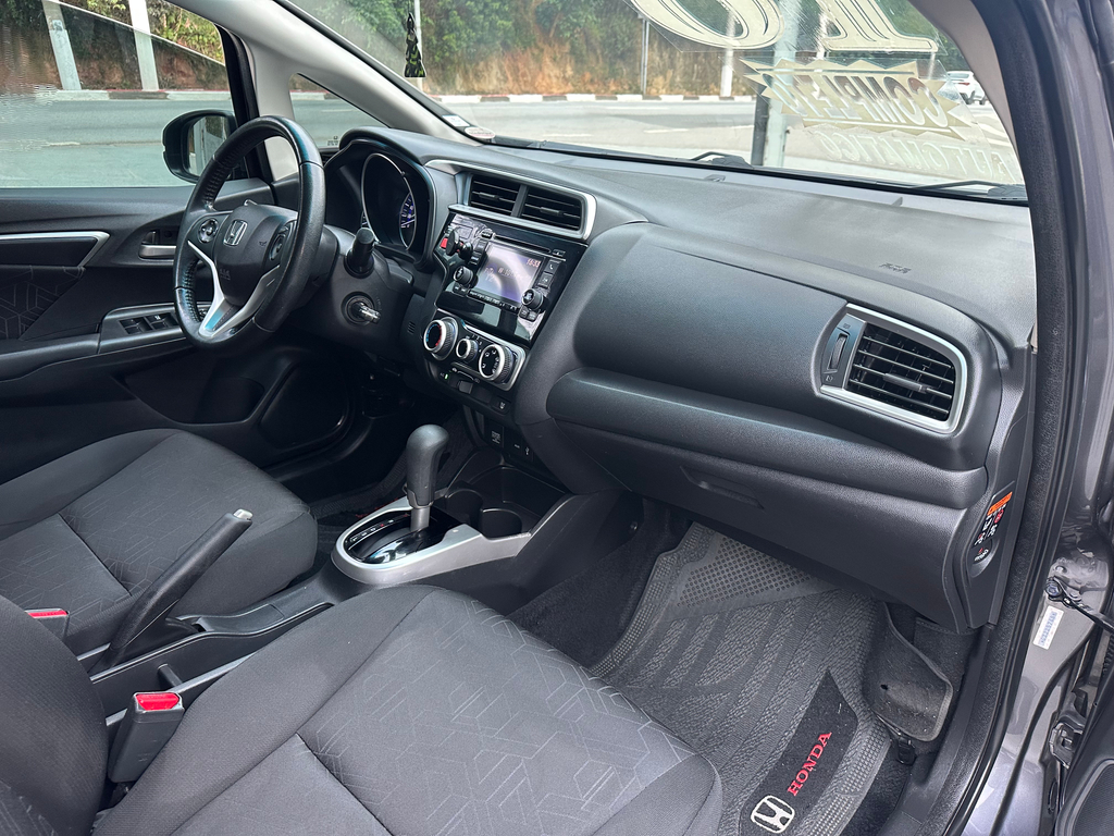 Honda Fit Cinza