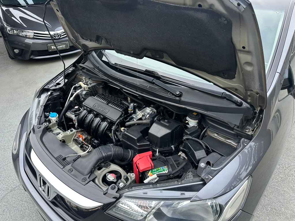 Honda Fit Cinza