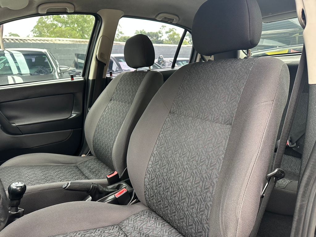 Chevrolet Astra Hatch Preto