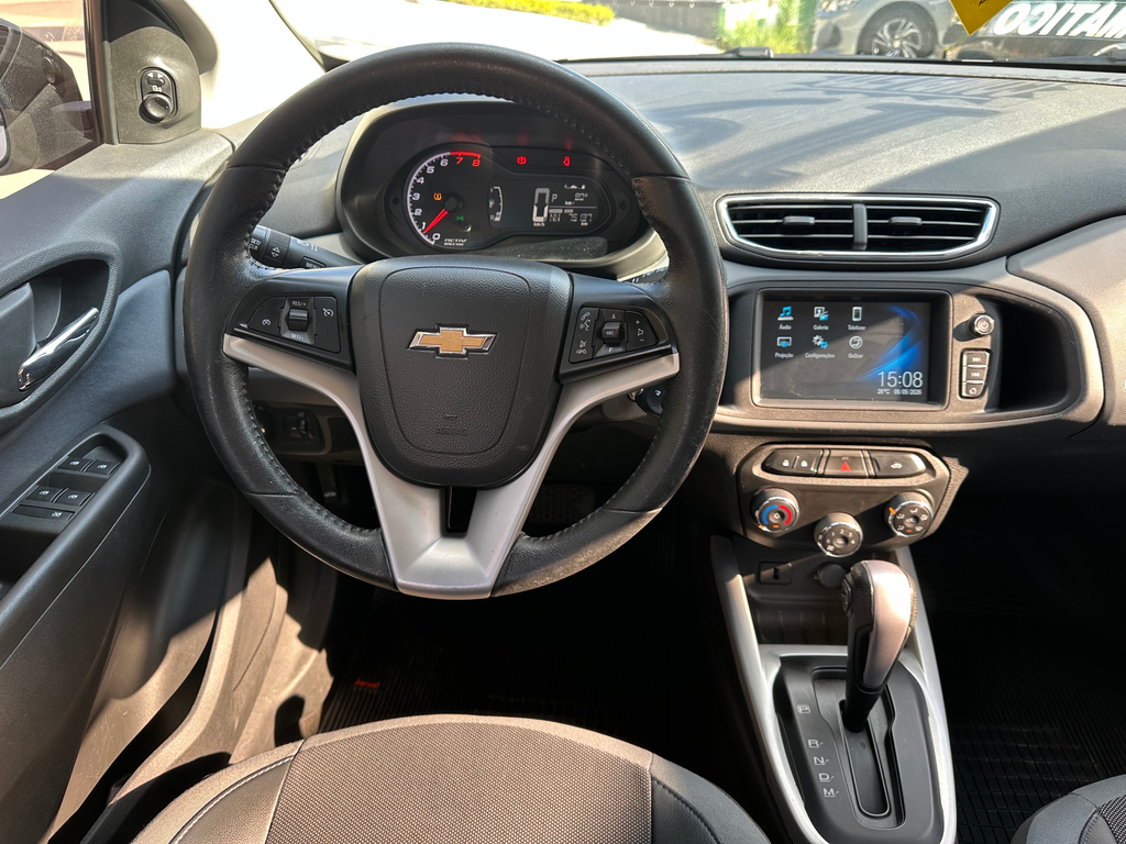 Chevrolet Onix Branco