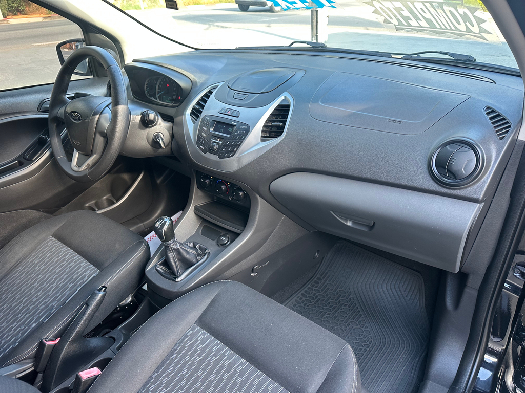 Ford Ka Preto