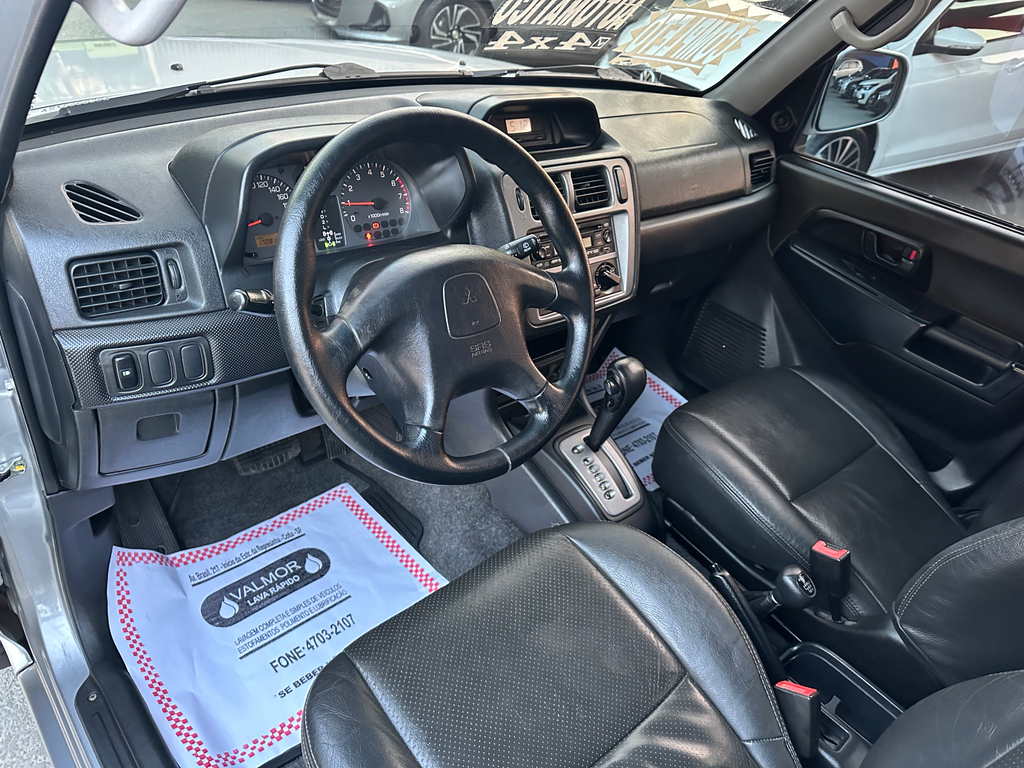 Mitsubishi Pajero Prata